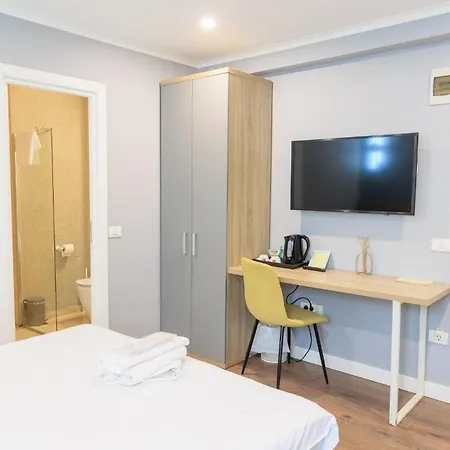 Szálloda The Embassy Nord Bukarest