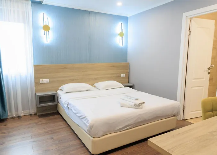 Hotel The Embassy Nord 3*