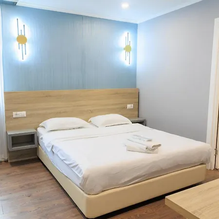 Hotel The Embassy Nord 3*