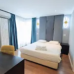 The Embassy Nord Szálloda 3*
